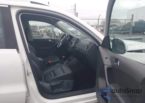 2015 Volkswagen Tiguan Se z USA, uszkodzony, nr VIN WVGAV7AX2FW509924
